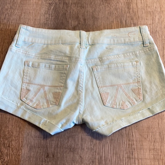 American Eagle Jean Shorts - Picture 2 of 5